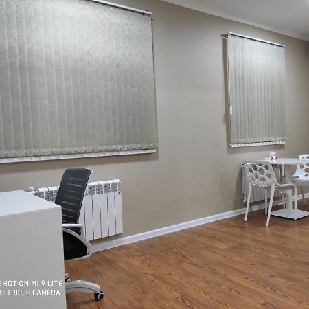 1-Bedroom Apartment In The Very City Center Taškent Exteriér fotografie