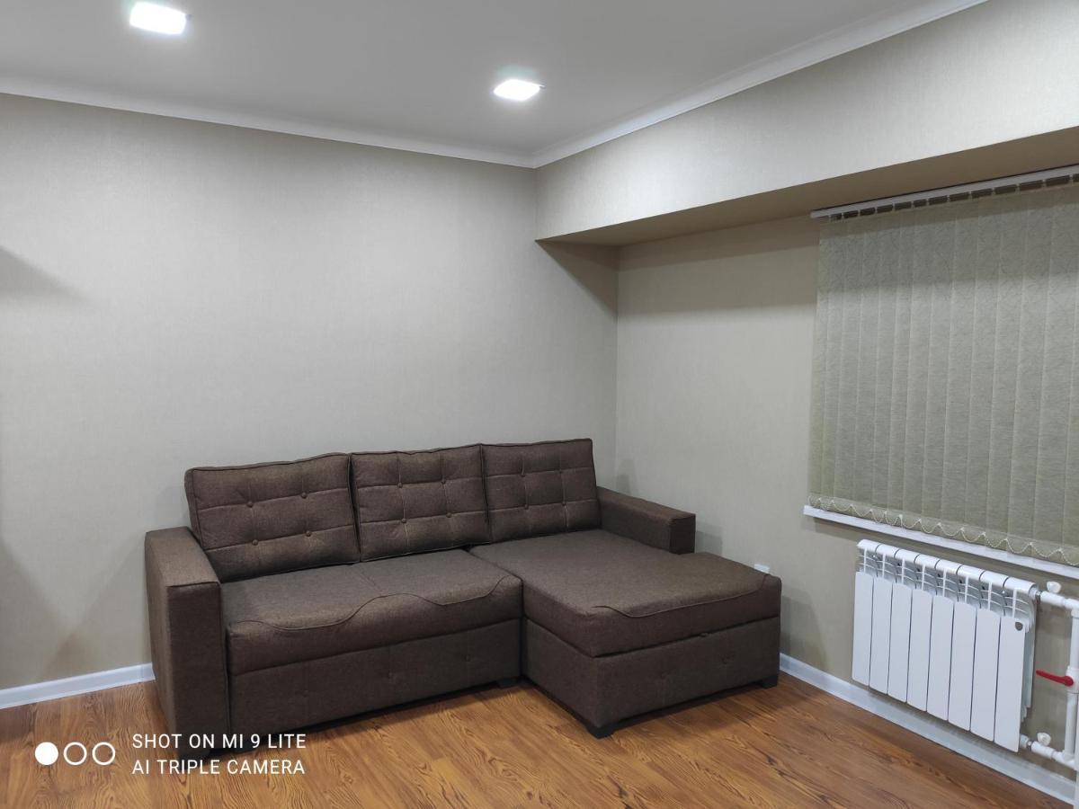 1-Bedroom Apartment In The Very City Center Taškent Exteriér fotografie
